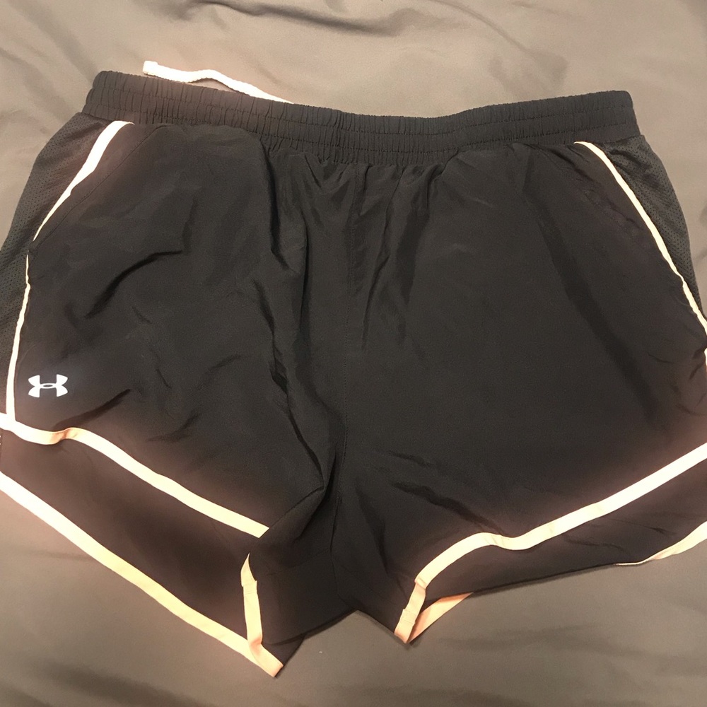 Women’s under armour xl shorts